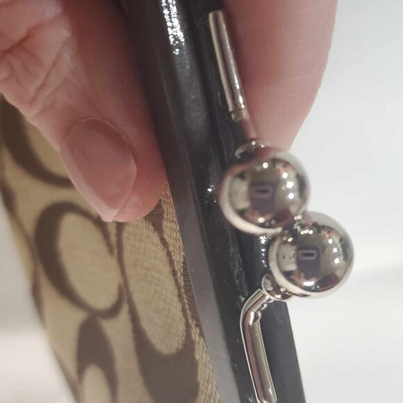 Coach Kisslock Coin Purse - Picture 3 of 7